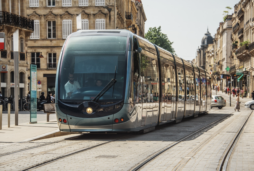 Tramway – Transport public urbain et contrats de mobilité